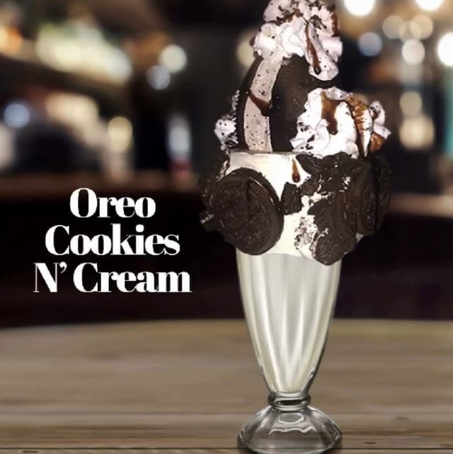 Oreo Cookies N' Cream Milkshake.